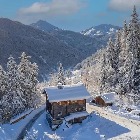 Homebase Tirol Mountain Apartment *