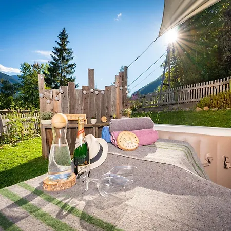 Homebase Tirol Mountain * Raut